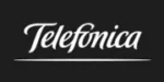 Logotipo de Telefónica en blanco y negro, con el nombre de la empresa en letra cursiva.